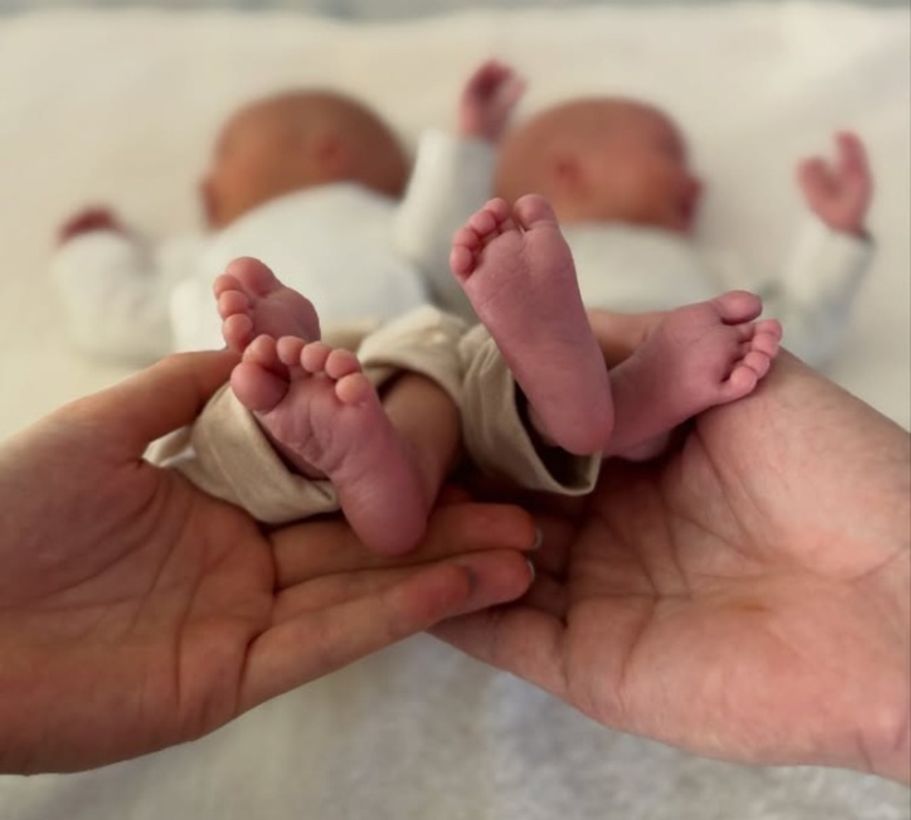 Фінська біатлоністка вперше стала матір'ю, народивши двійню